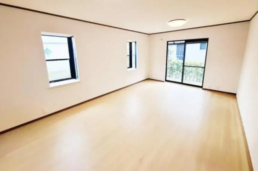 Osaka Tomitabayashi City 4-Bedroom Property (6)