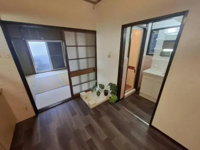 Propiedad 5DK
Ciudad de Sakai, Barrio Higashi
Prefectura de Osaka (13)