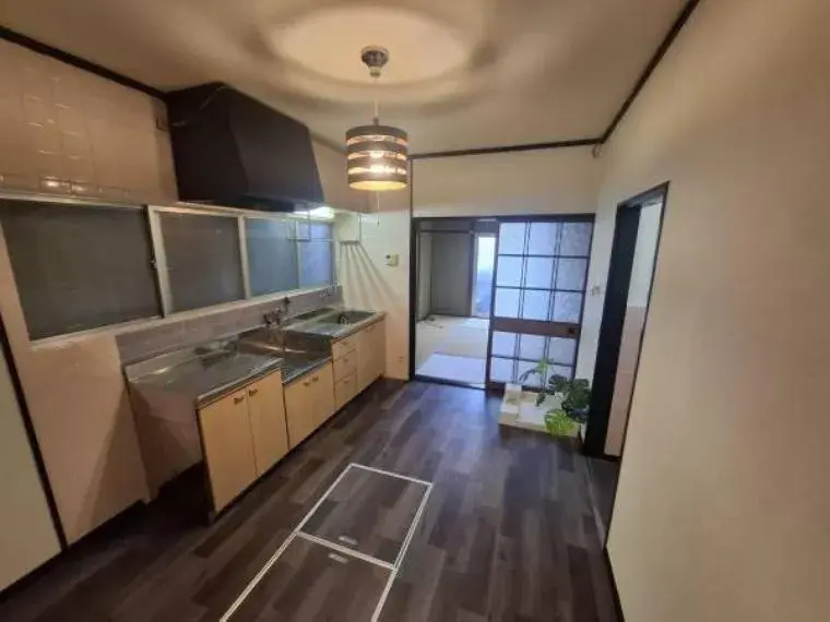 Propiedad 5DK
Ciudad de Sakai, Barrio Higashi
Prefectura de Osaka (17)