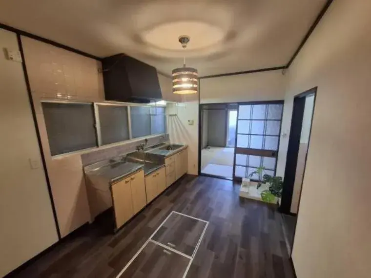 Propiedad 5DK
Ciudad de Sakai, Barrio Higashi
Prefectura de Osaka (6)
