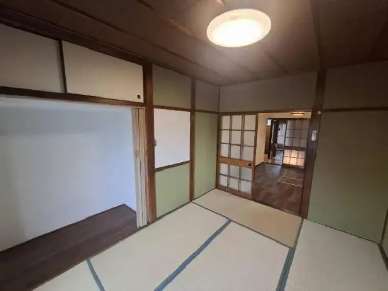 Propiedad 5DK
Ciudad de Sakai, Barrio Higashi
Prefectura de Osaka (7)