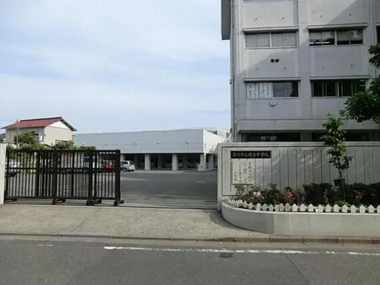 4LDK
藤泽市
神奈川县 (26)