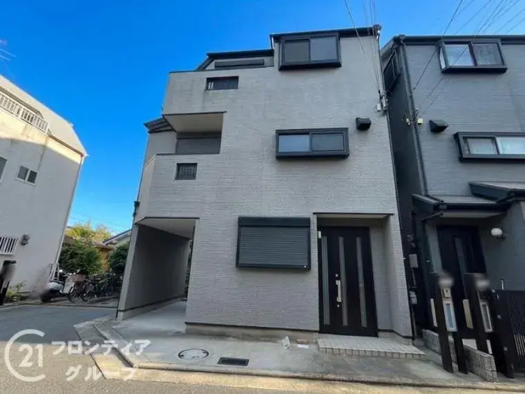 Akiya in Osaka