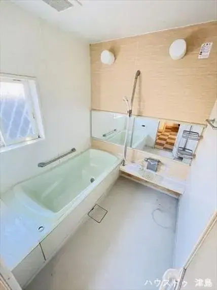 2LDK Property Tsushima City Aichi Prefecture (23)