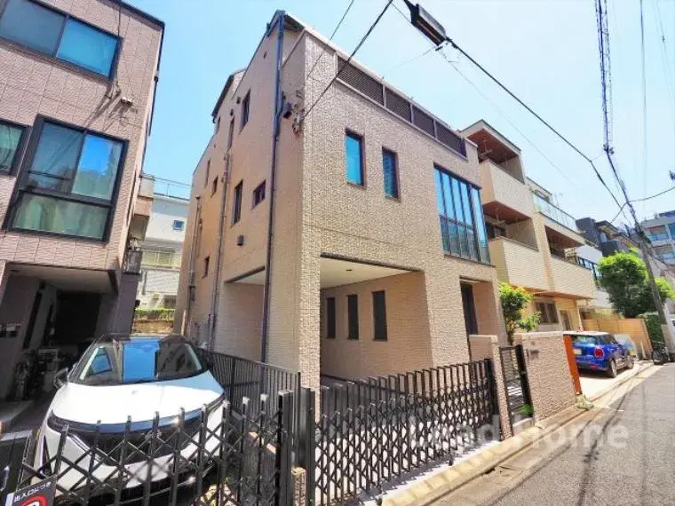 Akiya in Tokyo