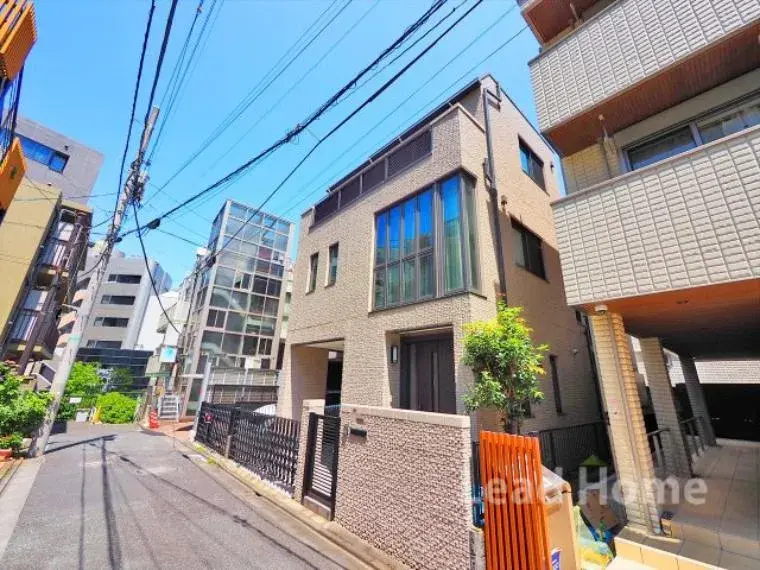 5 dormitorios, salón, comedor, cocina y sala de servicio Minato-ku Tokio (4)