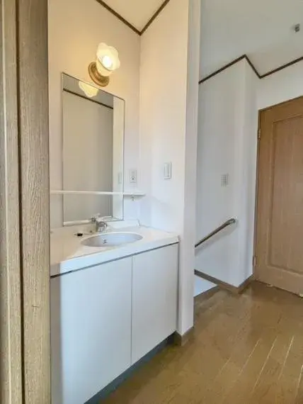 4LDK
埼玉市
埼玉县 (30)