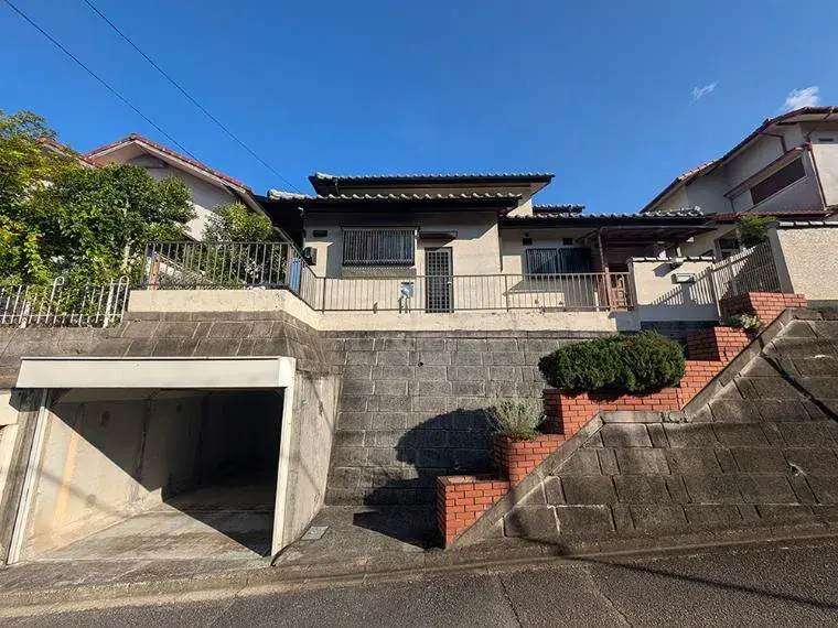 Akiya in Osaka