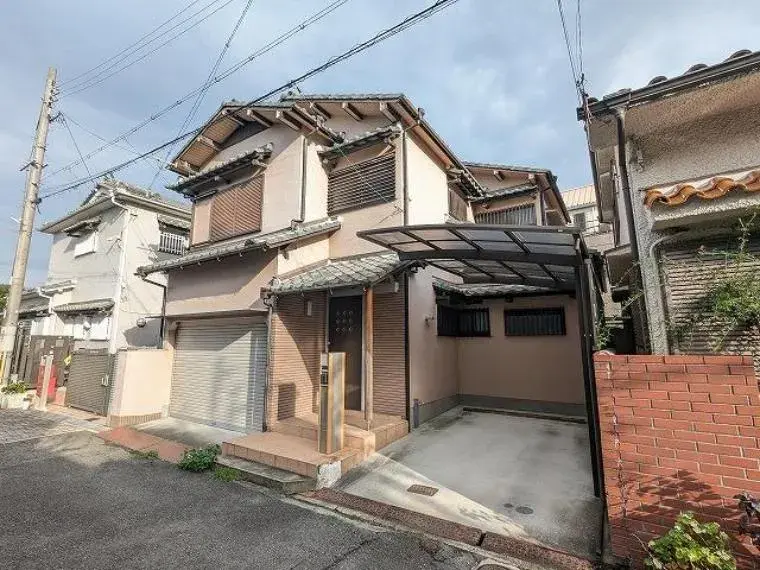 Akiya in Osaka