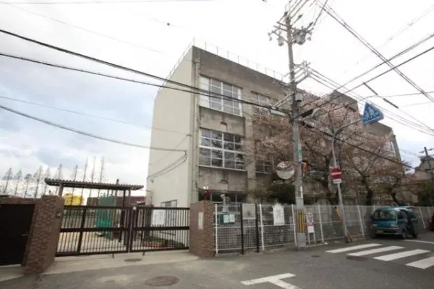 3LDK+S Higashiosaka City Osaka Prefecture (18)