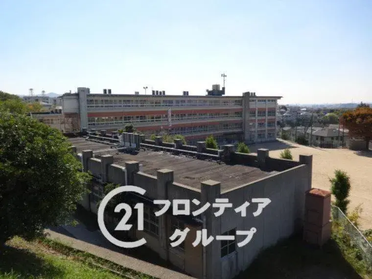 4LDK Недвижимость Город Хираката Префектура Осака (7)