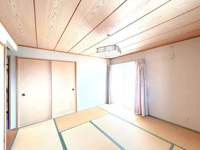 4SLDK
高松市
香川县 (15)