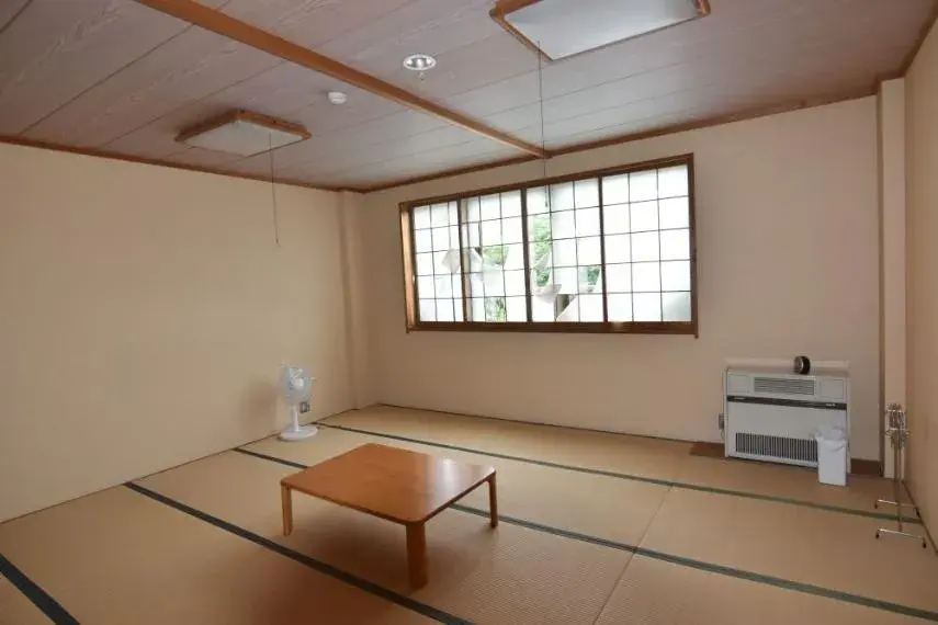 18LDK Property Minamitsuru-gun Oshino-mura Yamanashi Prefecture (8)
