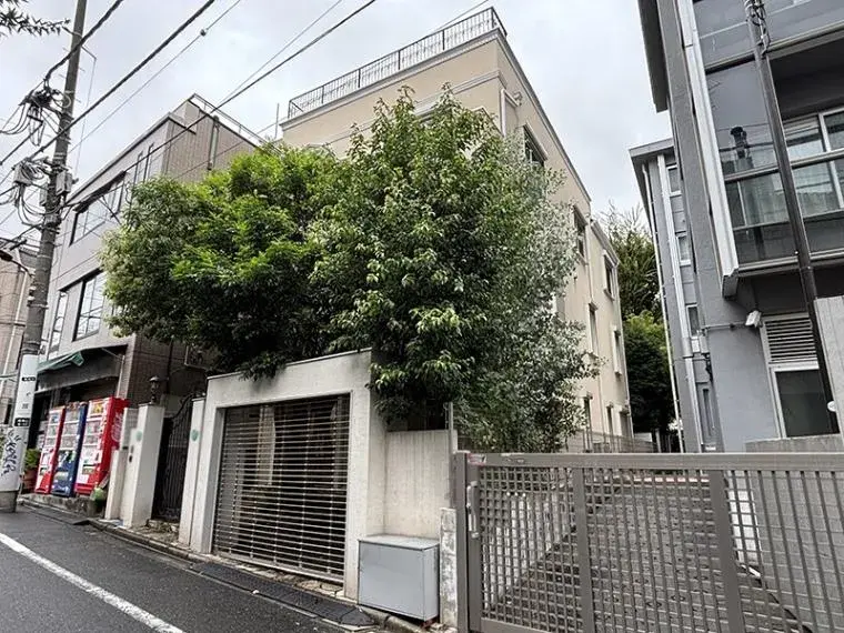 Akiya in Tokyo
