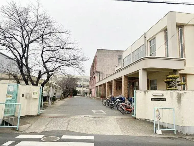 2LDK Property Neyagawa City Osaka Prefecture (5)