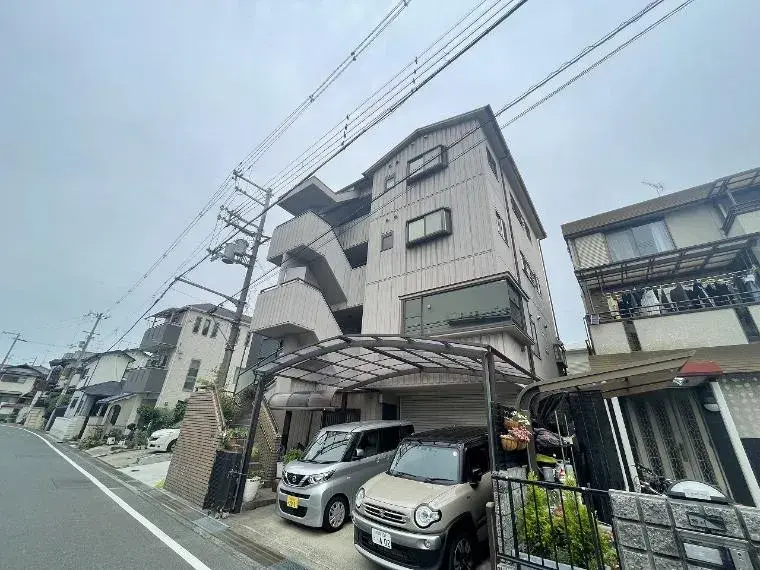 Akiya in Osaka