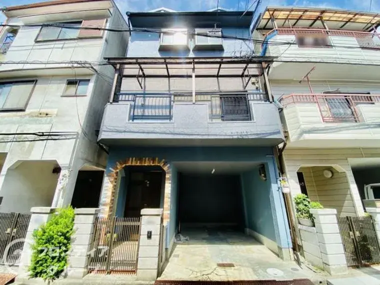 Akiya in 寝屋川市