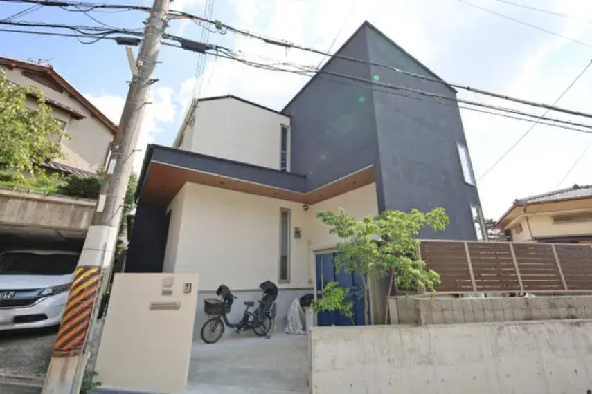 Akiya in Osaka