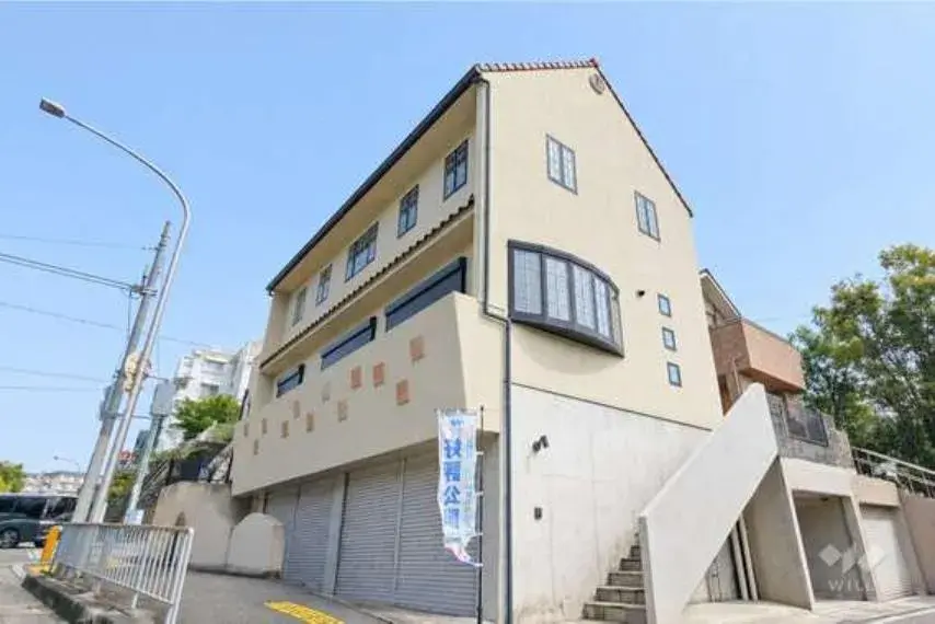 Akiya in Osaka