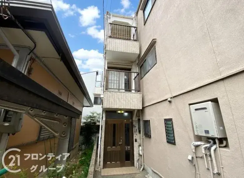 Akiya in Osaka