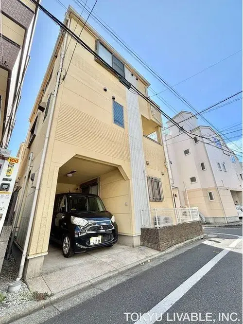 Akiya in Tokyo