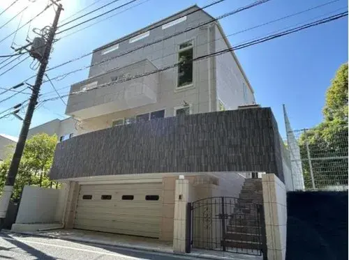 Akiya in Tokyo