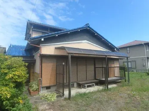 Akiya in Лапша