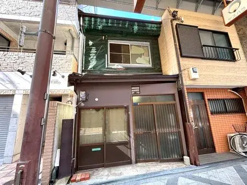 Akiya in 大阪市中央区