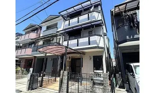 Akiya in Osaka