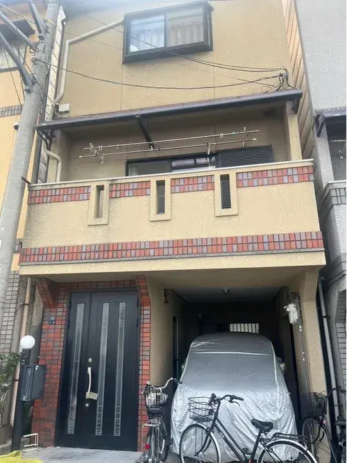 Akiya in Osaka