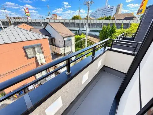 Akiya in Osaka