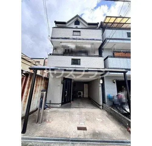 Akiya in Osaka