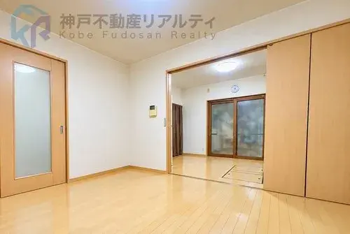4 dormitorios, sala, comedor y cocina, Distrito Chuo, Ciudad de Kobe, Prefectura de Hyogo (12)