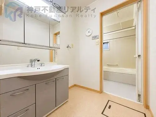4 dormitorios, sala, comedor y cocina, Distrito Chuo, Ciudad de Kobe, Prefectura de Hyogo (17)