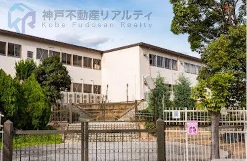 4 dormitorios, sala, comedor y cocina, Distrito Chuo, Ciudad de Kobe, Prefectura de Hyogo (19)