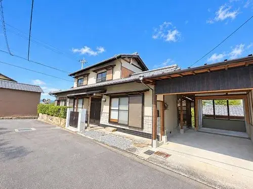Akiya in Kagawa