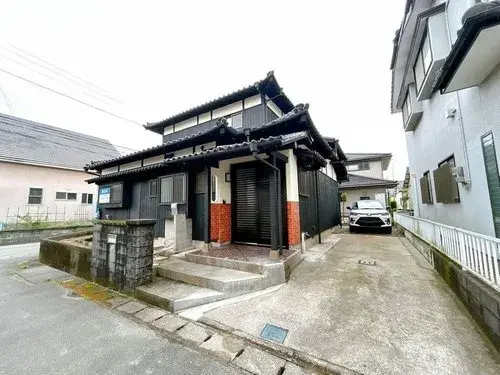 Akiya in Saga