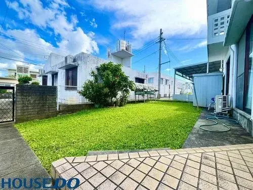 4LDK
Pueblo de Yomitan
Prefectura de Okinawa
Propiedad (2)