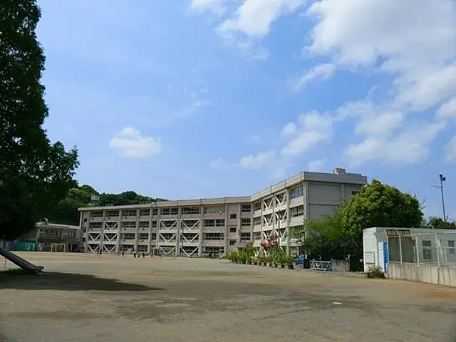 神奈川県横須賀市5LDK物件 (22)