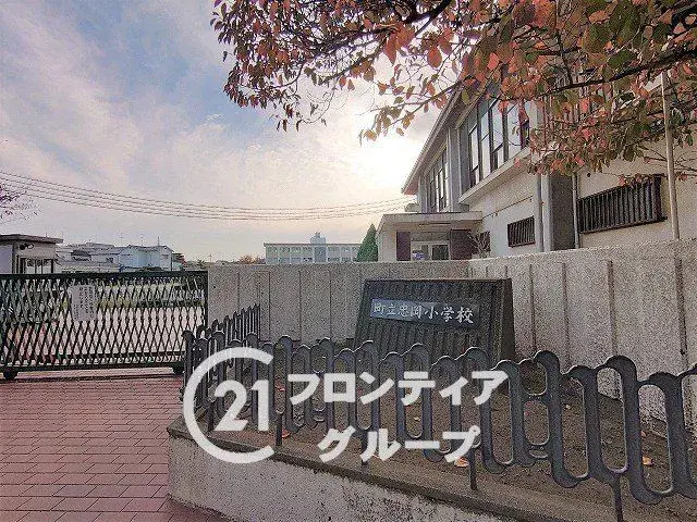 3LDK房产 泉北郡忠冈町 大阪府 (2)