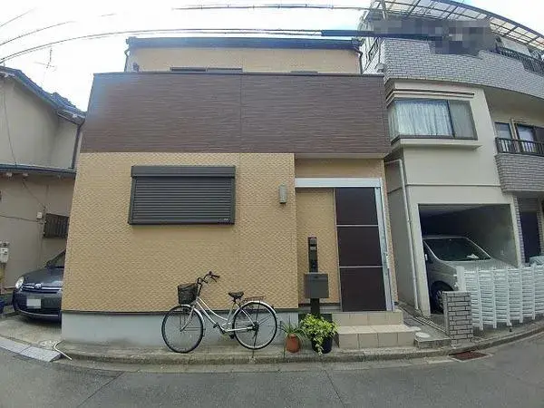 Akiya in Osaka