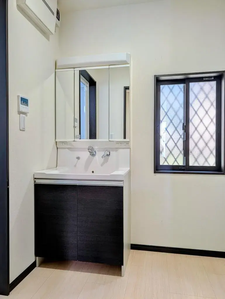 5LDK Property Tondabayashi City Osaka Prefecture (12)