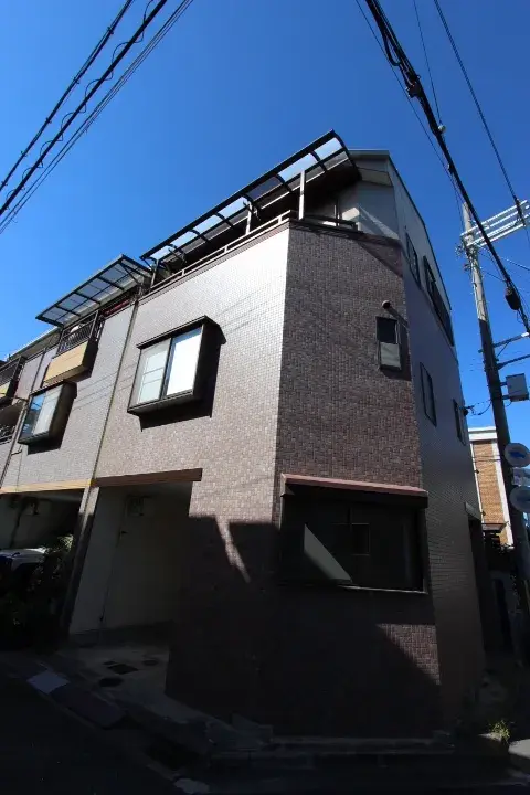 Akiya in Osaka