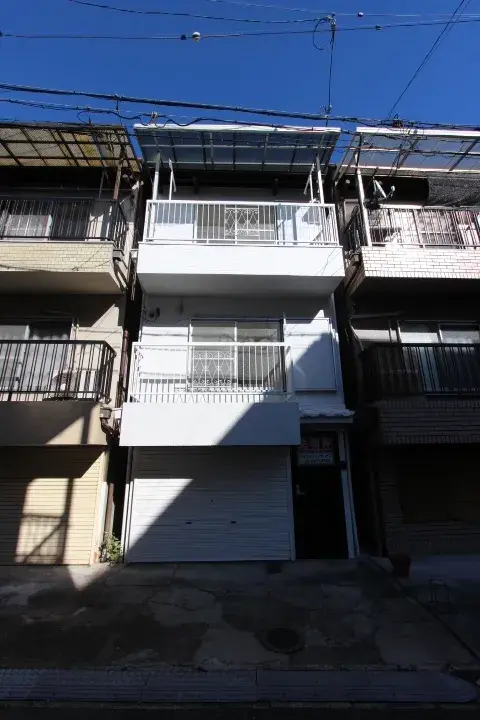 Akiya in Osaka