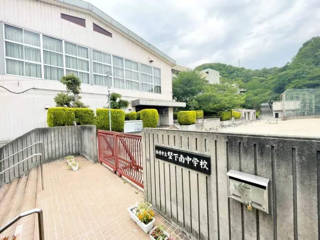 4LDK Kashiwara City Osaka Prefecture (2)