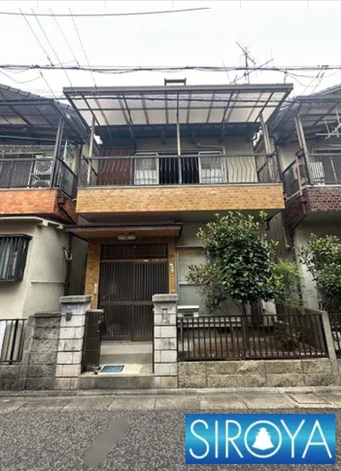 Akiya in Osaka