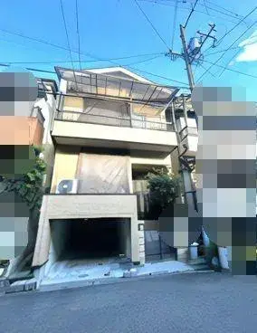 Akiya in Osaka