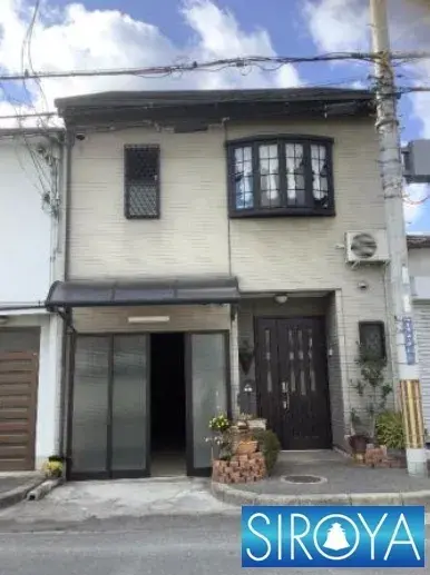 Akiya in Osaka