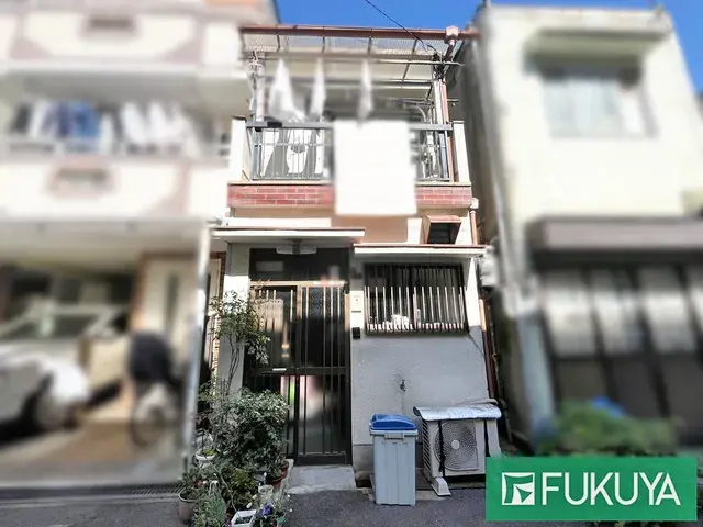 Akiya in Osaka