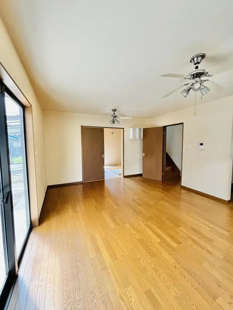 [4LDK Property] Kinokawa City Wakayama Prefecture (8)